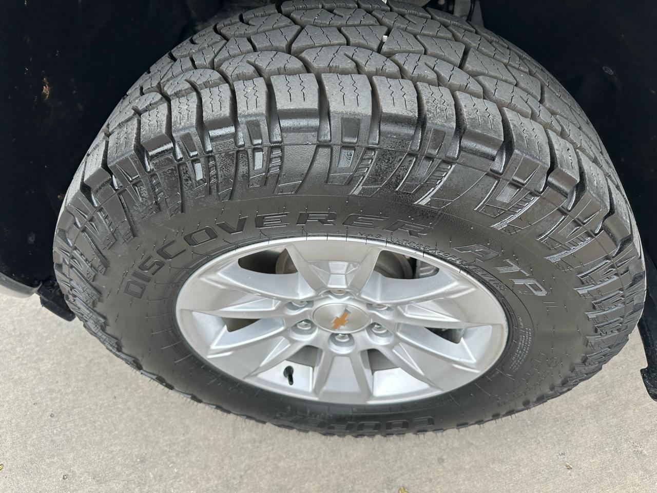 Chevrolet Silverado 1500 4WD Crew Cab 147" LT 2025