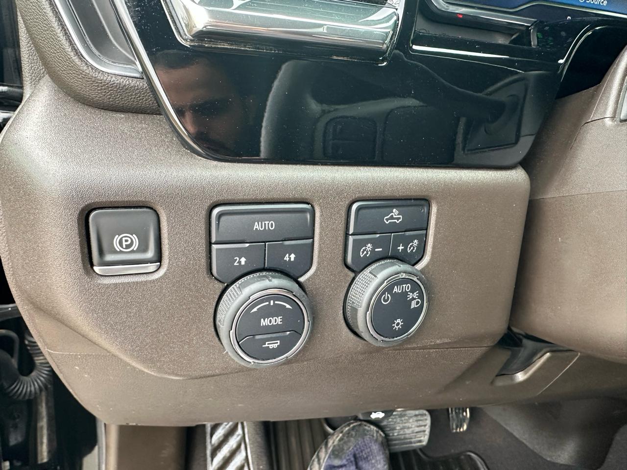 Chevrolet Silverado 1500 4WD Crew Cab 147" LT 2025