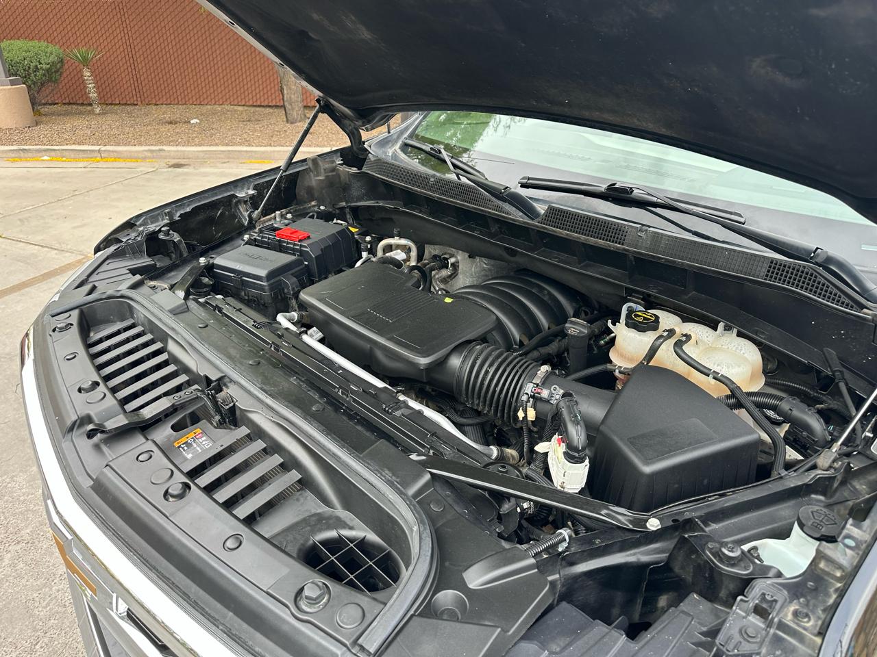 Chevrolet Silverado 1500 4WD Crew Cab 147" LT 2025