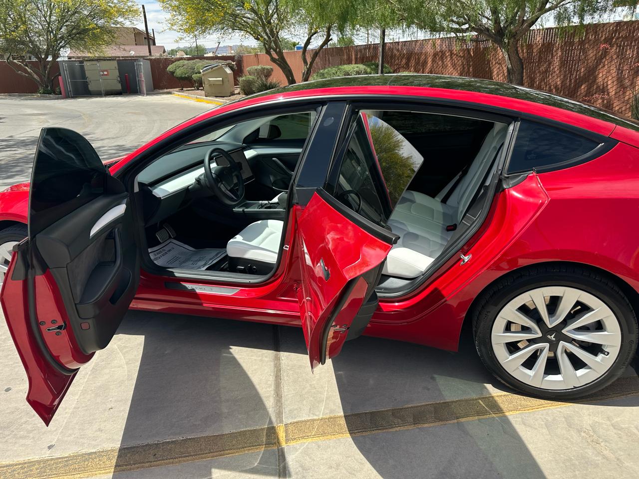 Tesla Model 3 Standard Range Plus RWD 2023