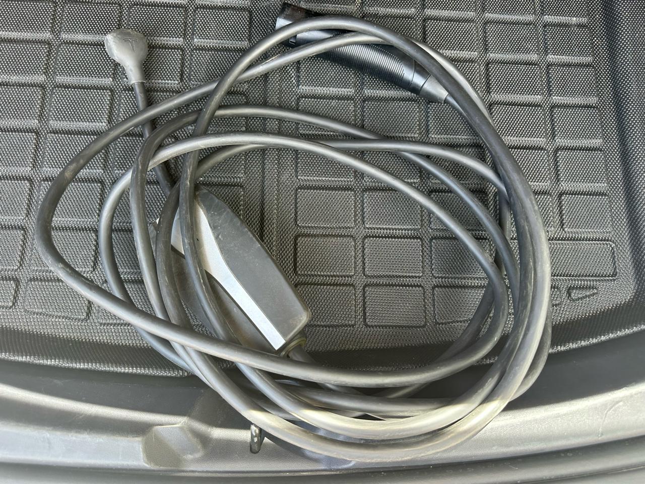 Tesla Model 3 Standard Range Plus RWD 2023