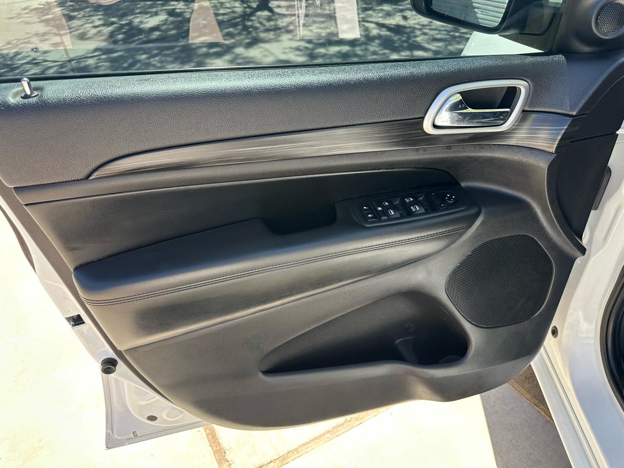Jeep Grand Cherokee RWD 4dr Altitude 2019