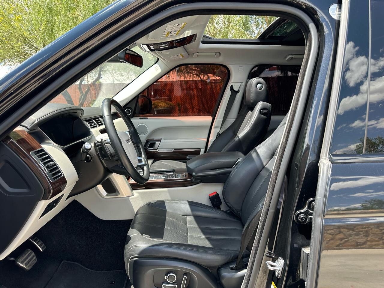 Land Rover Range Rover Supercharged 2016
