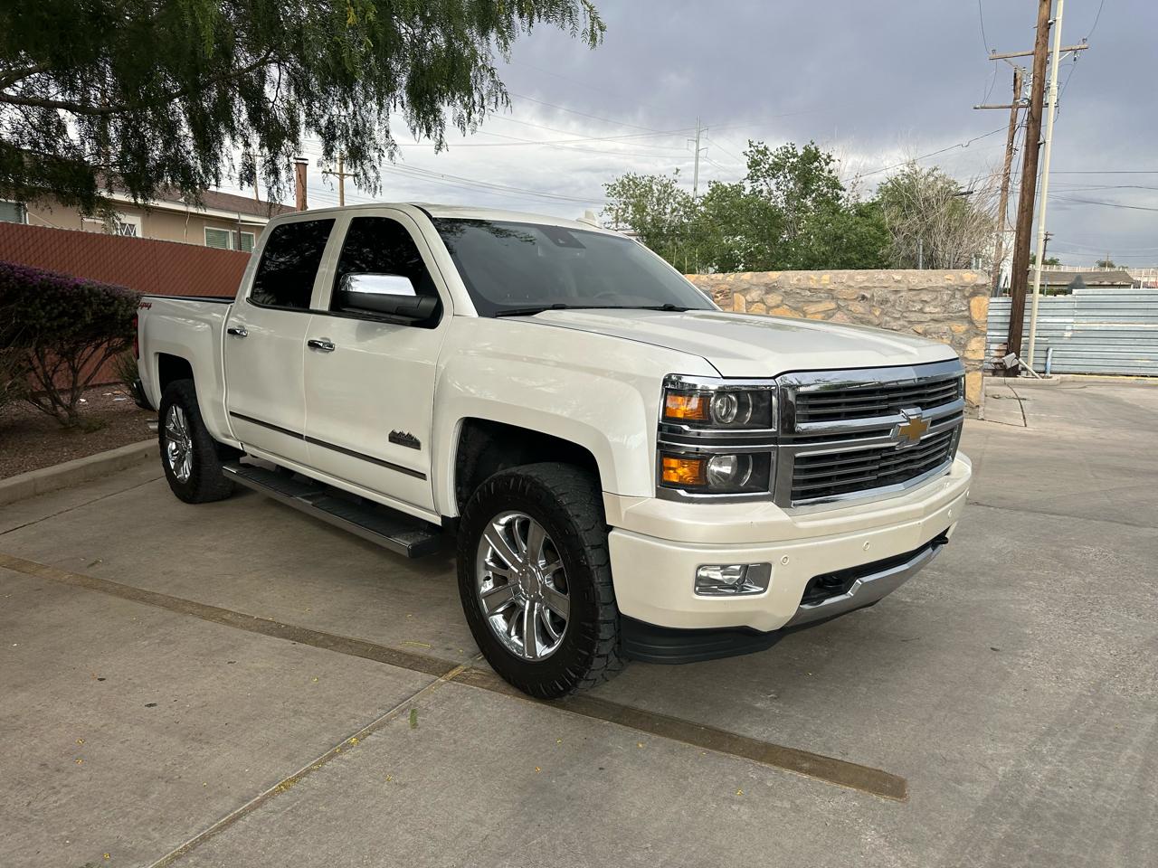 Chevrolet Silverado 1500 High Country Crew Cab Short Box 4WD 2015