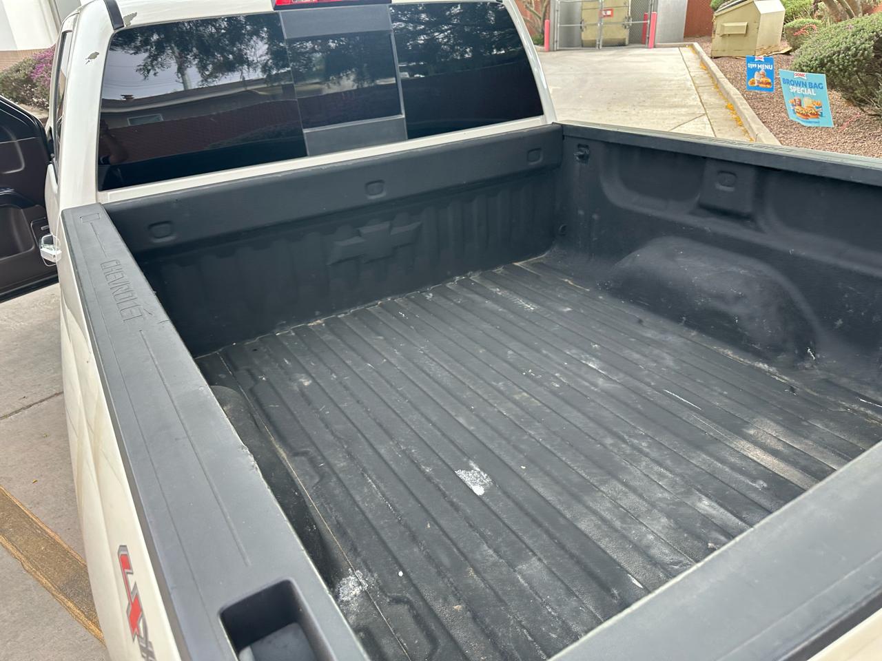 Chevrolet Silverado 1500 High Country Crew Cab Short Box 4WD 2015