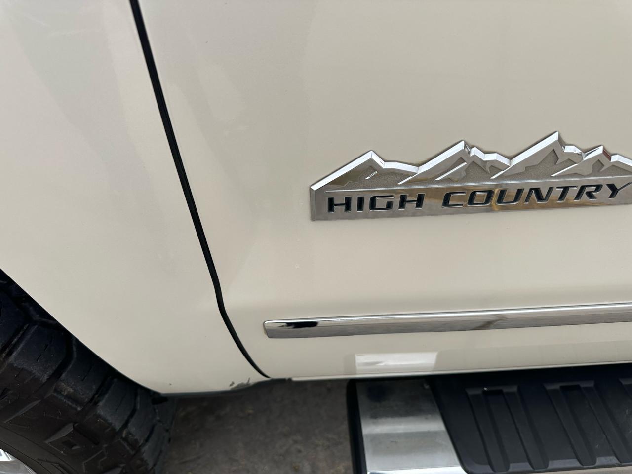 Chevrolet Silverado 1500 High Country Crew Cab Short Box 4WD 2015