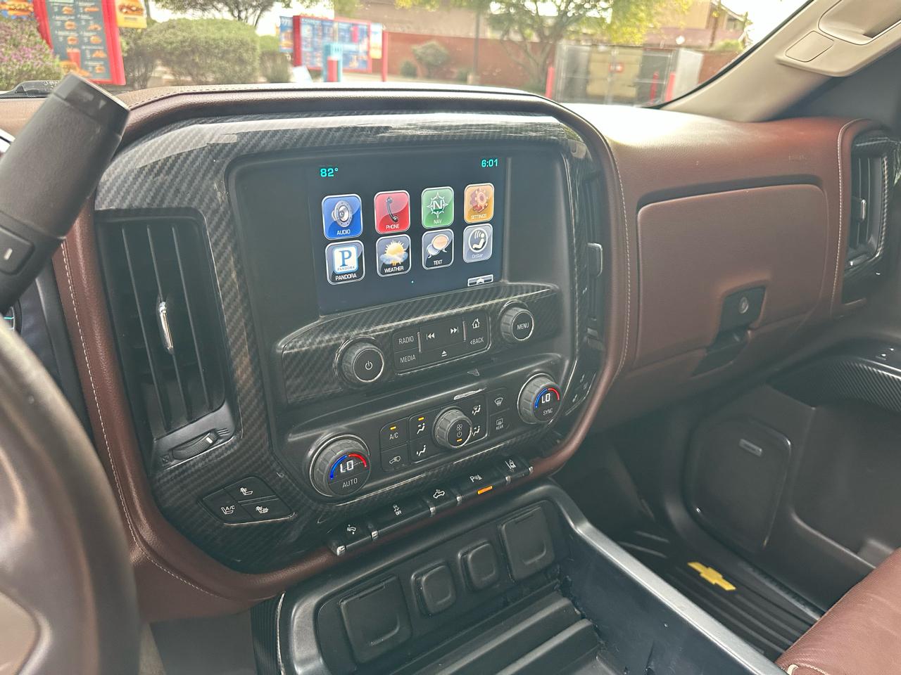 Chevrolet Silverado 1500 High Country Crew Cab Short Box 4WD 2015