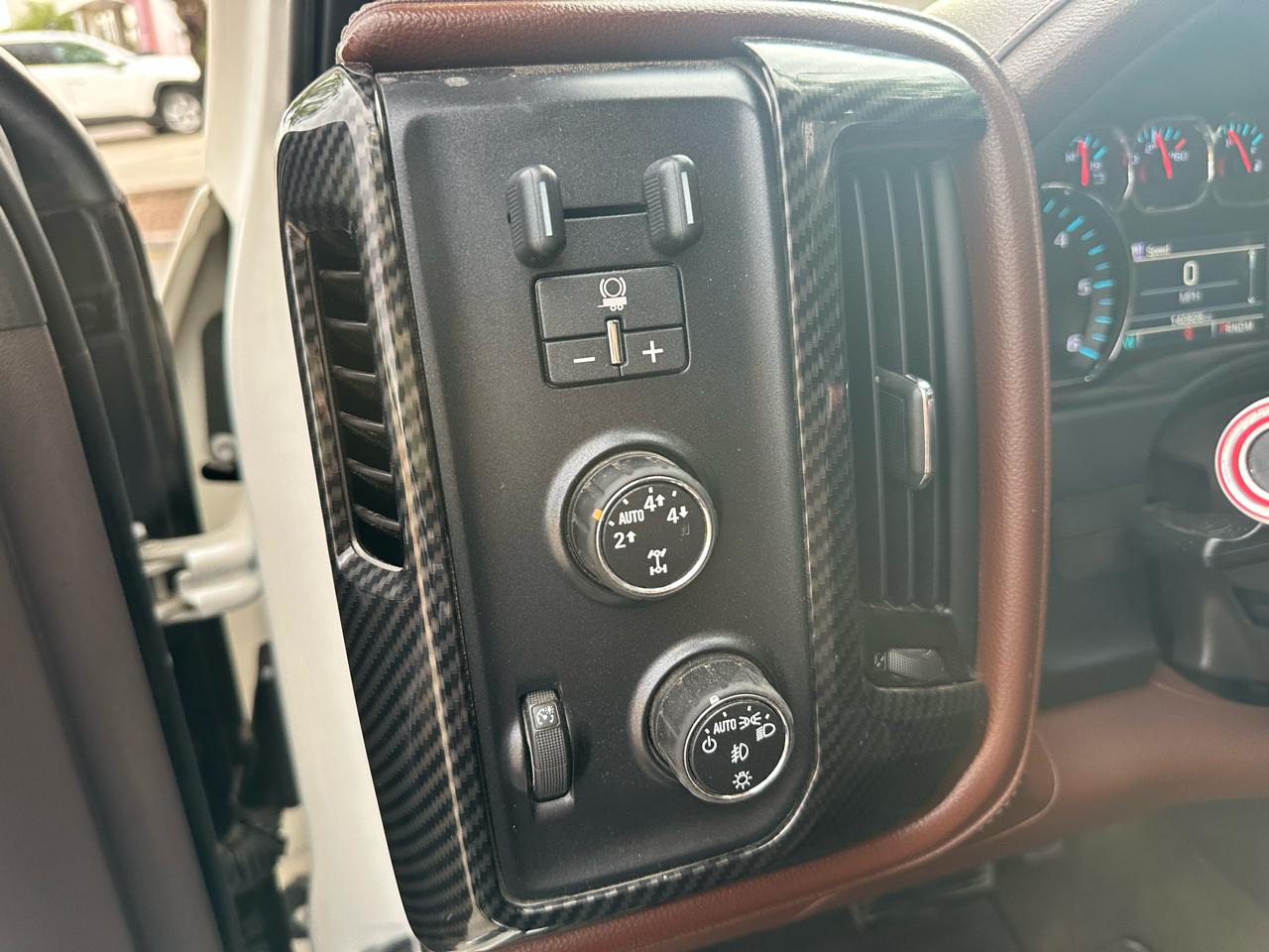 Chevrolet Silverado 1500 High Country Crew Cab Short Box 4WD 2015