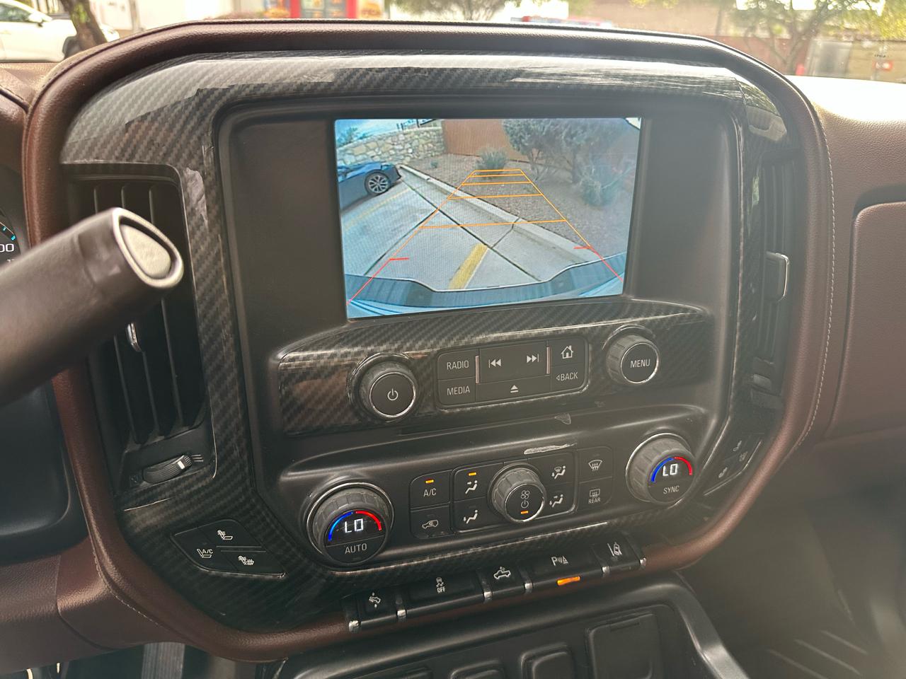 Chevrolet Silverado 1500 High Country Crew Cab Short Box 4WD 2015