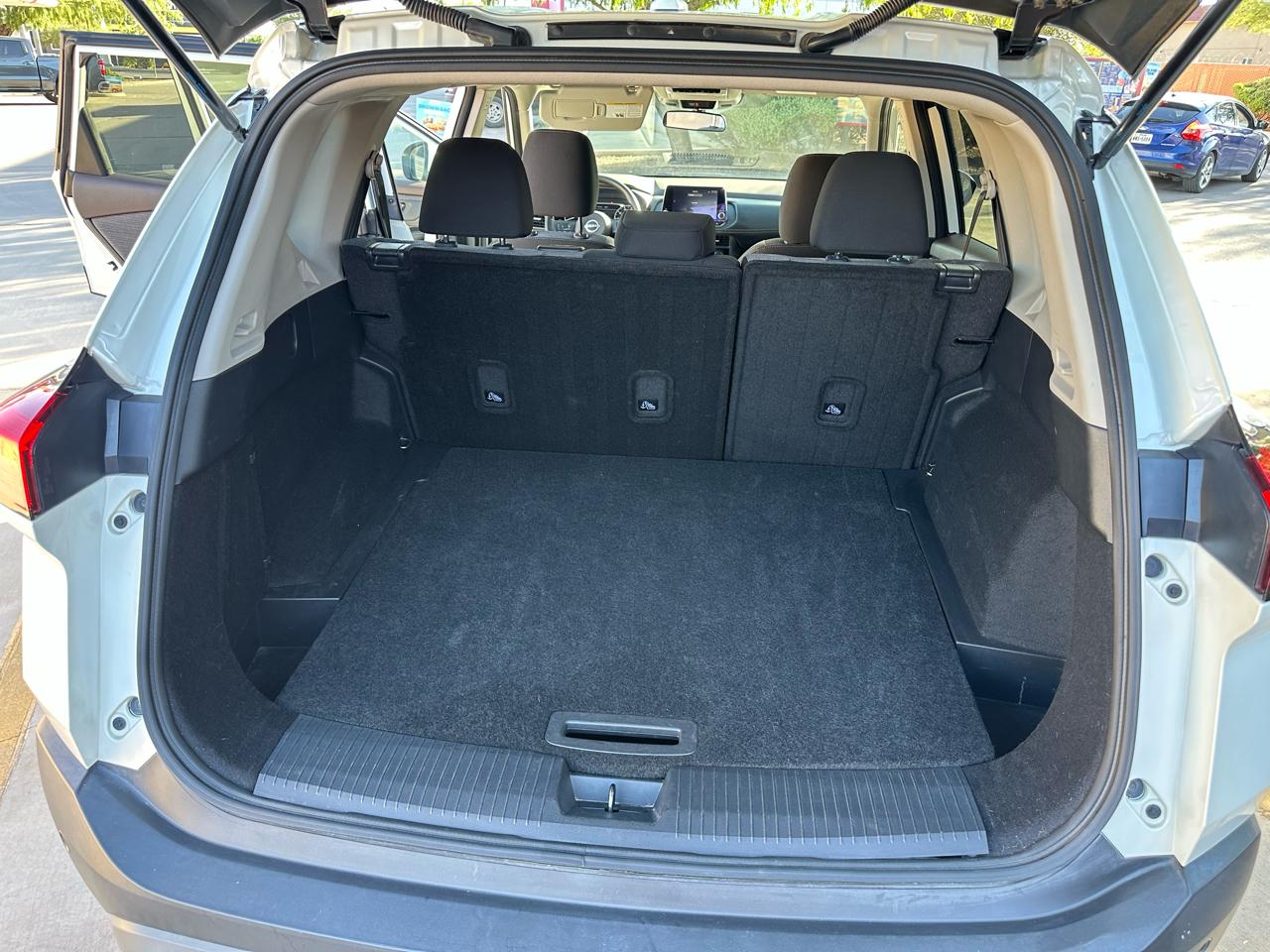 Nissan Rogue SV 2023