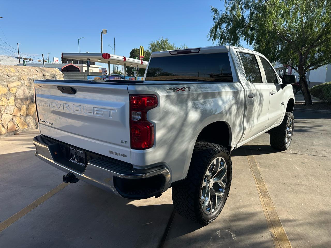 Chevrolet Silverado 1500 4WD Crew Cab 147" LT 2020