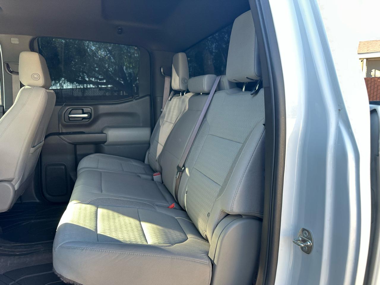 Chevrolet Silverado 1500 4WD Crew Cab 147" LT 2020