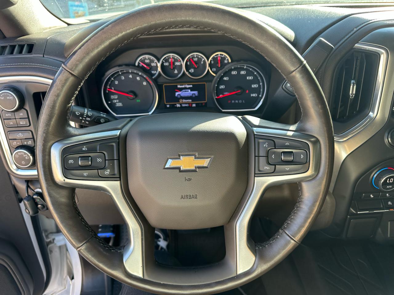 Chevrolet Silverado 1500 4WD Crew Cab 147" LT 2020