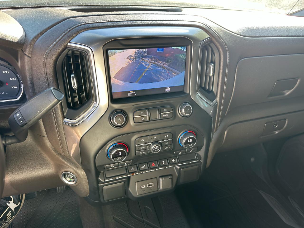 Chevrolet Silverado 1500 4WD Crew Cab 147" LT 2020