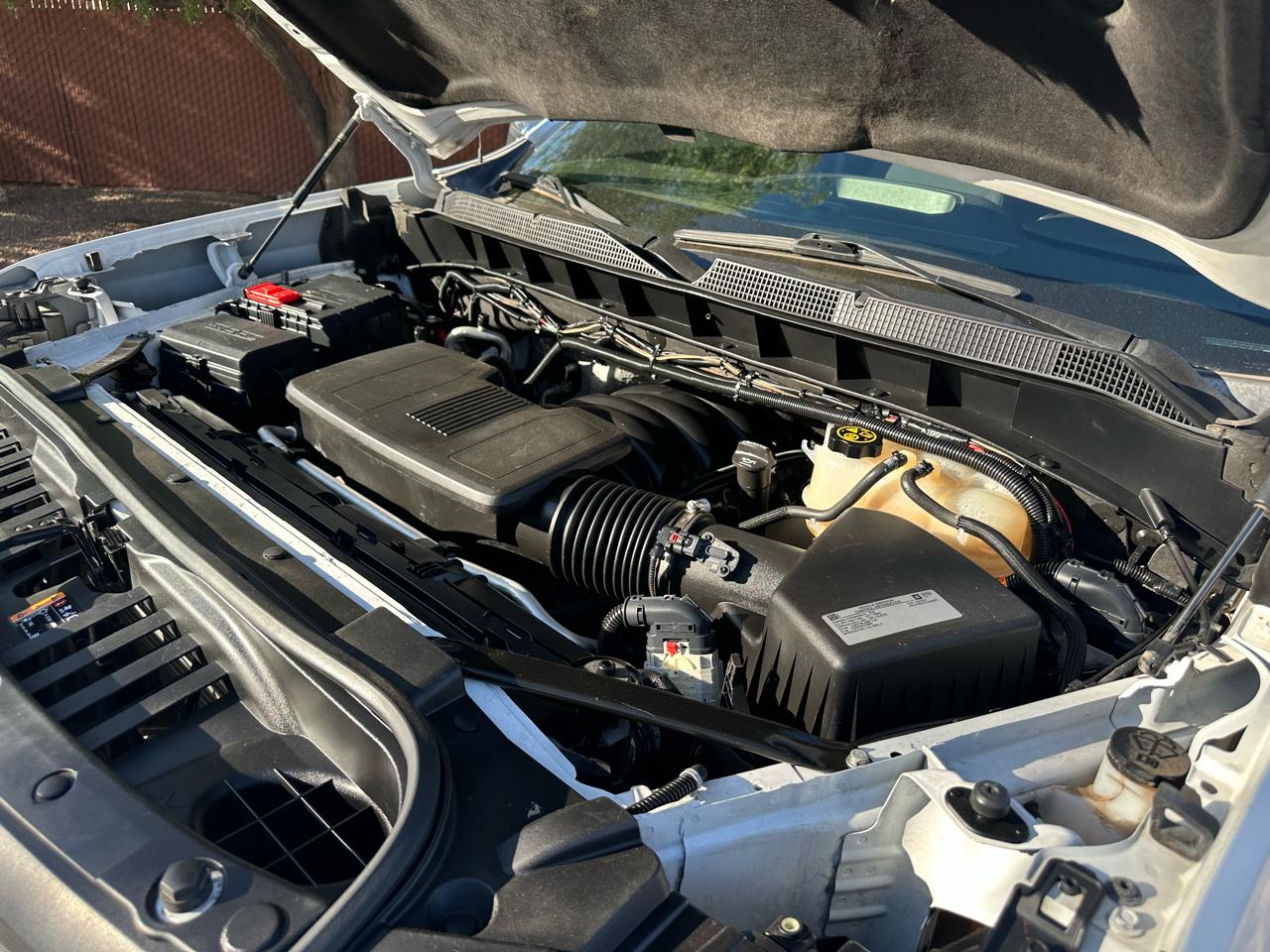 Chevrolet Silverado 1500 4WD Crew Cab 147" LT 2020