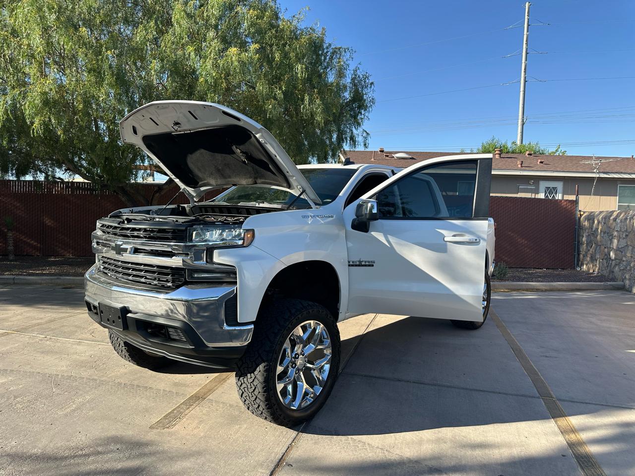 Chevrolet Silverado 1500 4WD Crew Cab 147" LT 2020