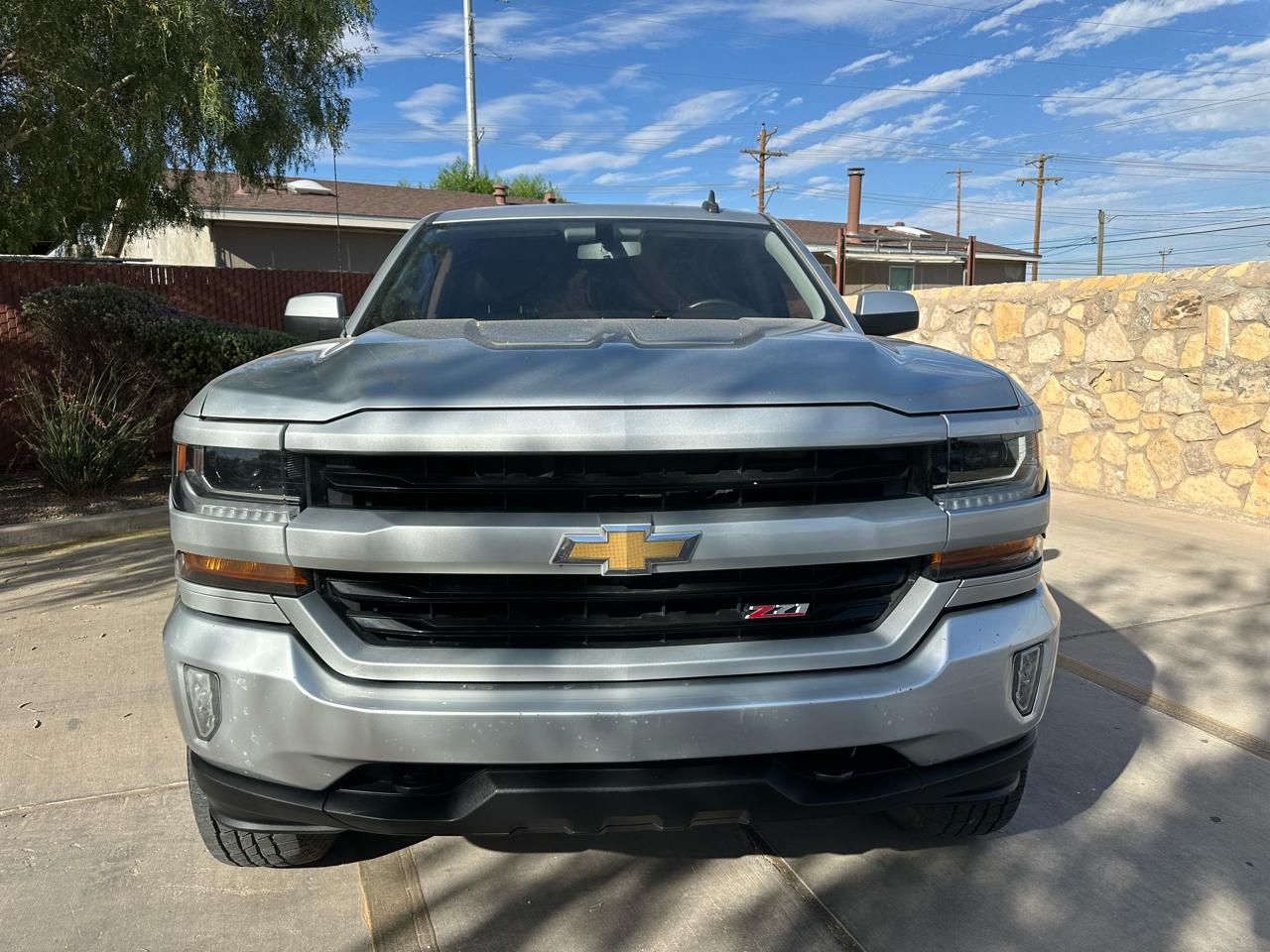 Chevrolet Silverado 1500 4WD Crew Cab 143.5" LT w/2LT 2018