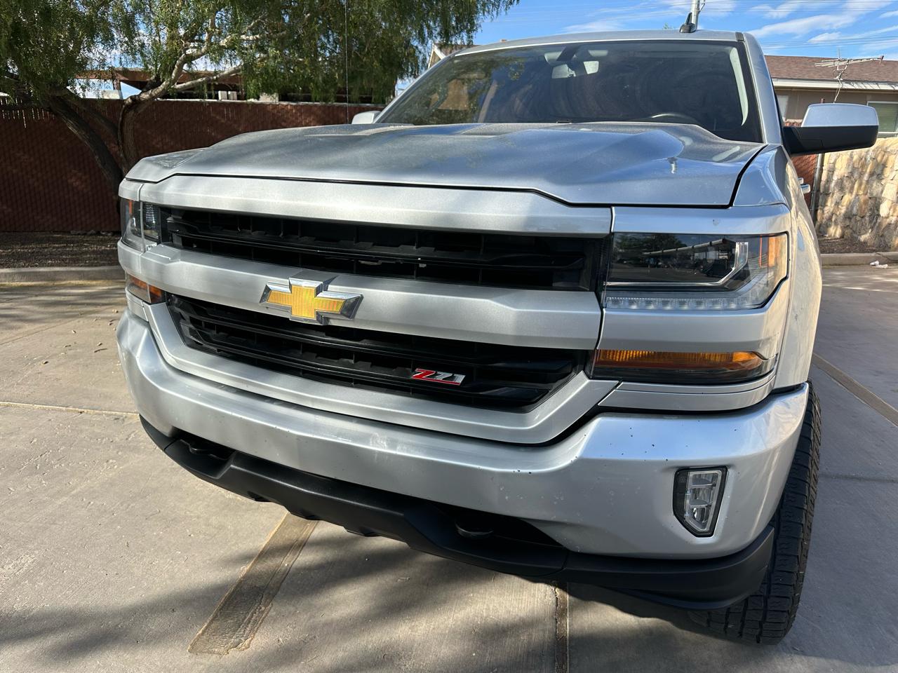 Chevrolet Silverado 1500 4WD Crew Cab 143.5" LT w/2LT 2018