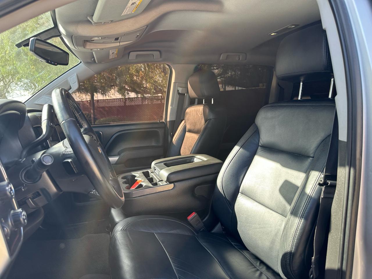 Chevrolet Silverado 1500 4WD Crew Cab 143.5" LT w/2LT 2018