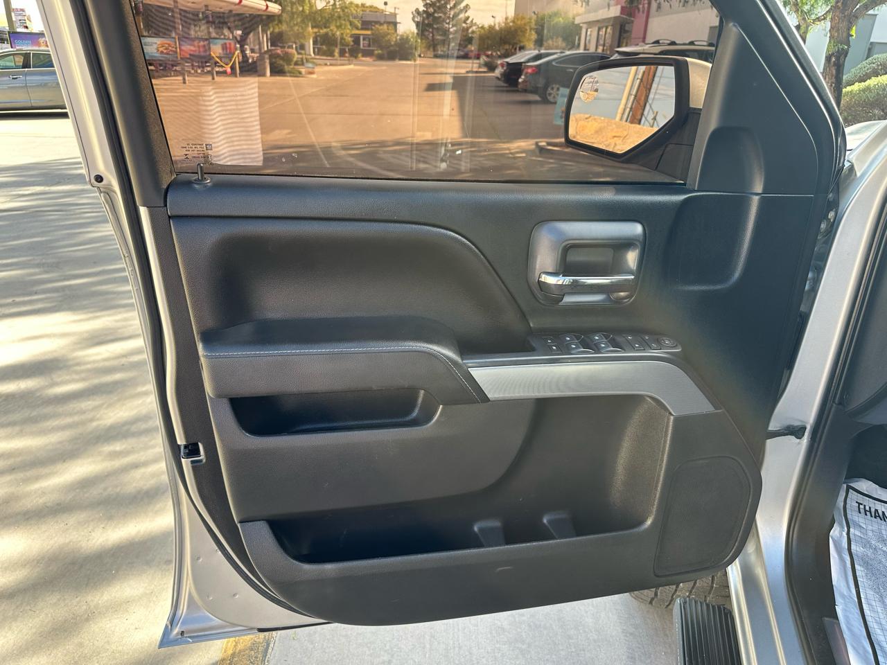 Chevrolet Silverado 1500 4WD Crew Cab 143.5" LT w/2LT 2018