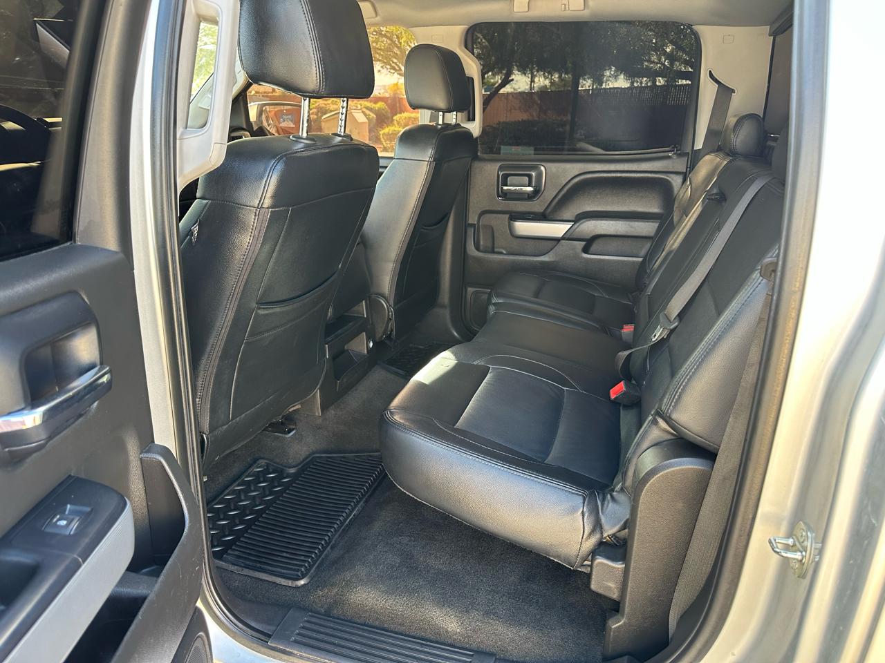 Chevrolet Silverado 1500 4WD Crew Cab 143.5" LT w/2LT 2018
