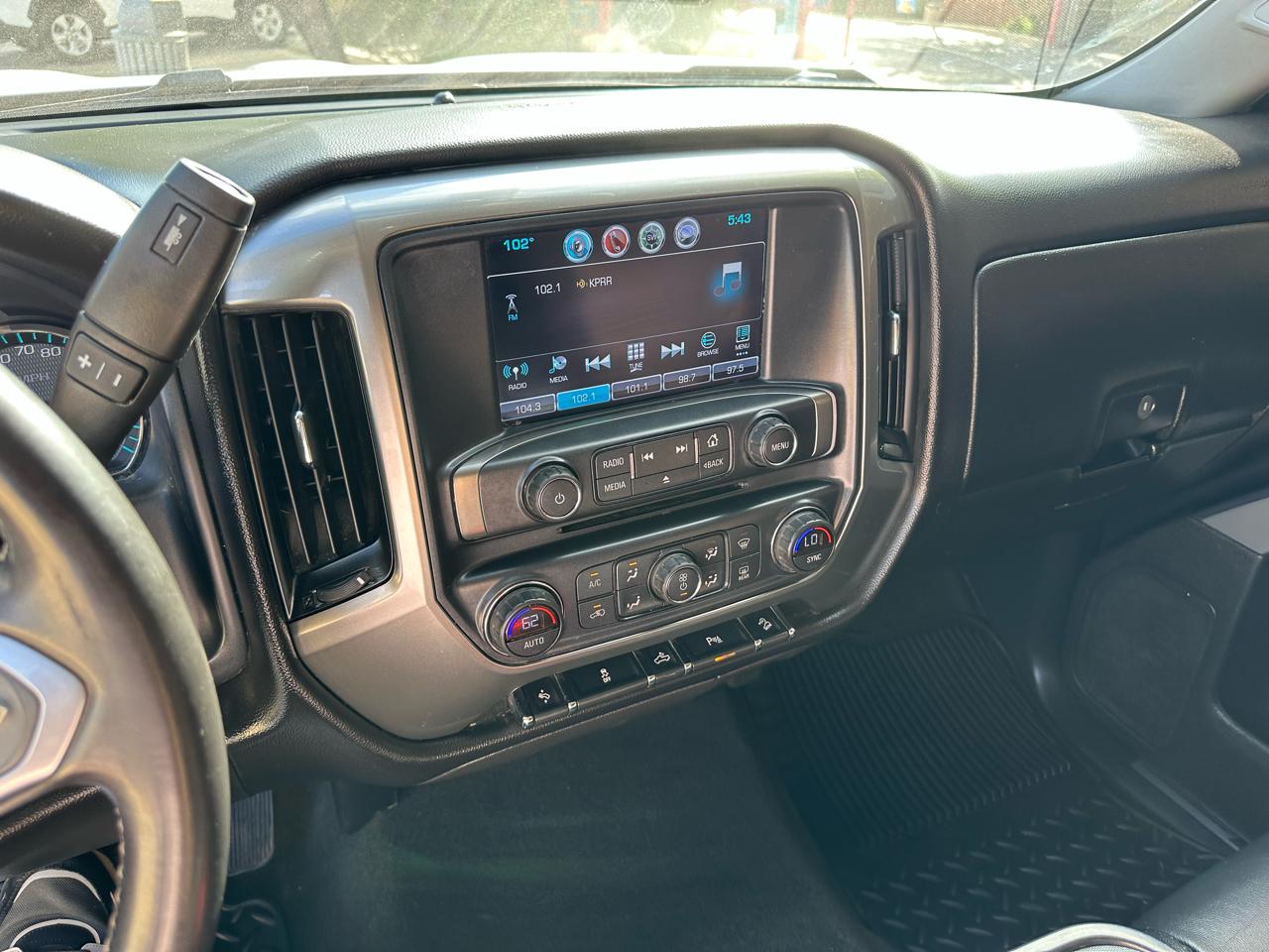Chevrolet Silverado 1500 4WD Crew Cab 143.5" LT w/2LT 2018