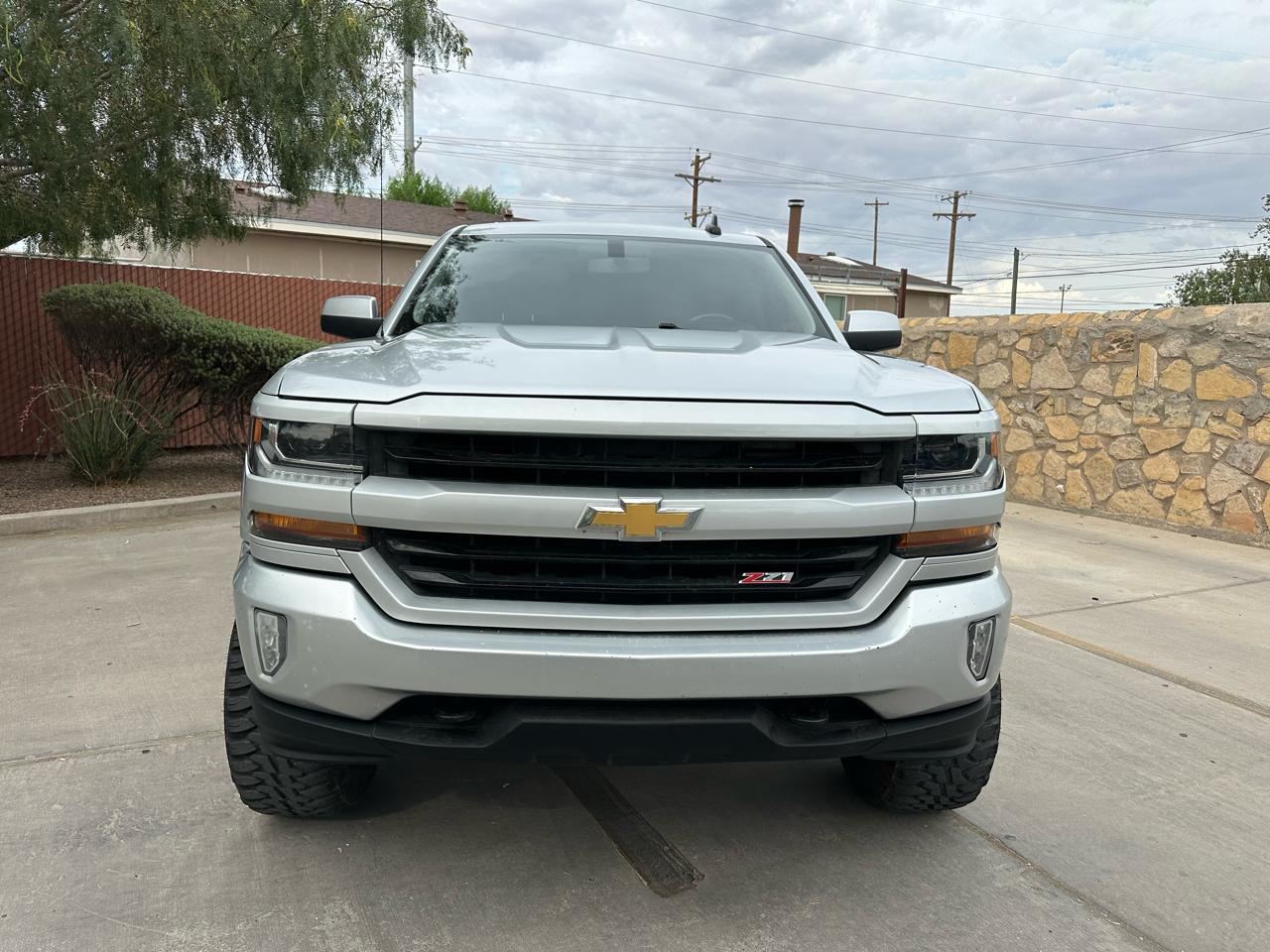 Chevrolet Silverado 1500 4WD Crew Cab 143.5" LT w/2LT 2018