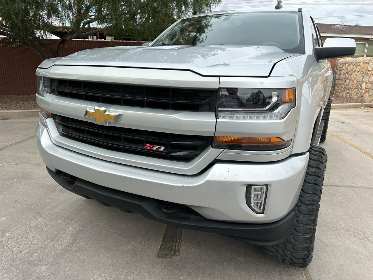 Chevrolet Silverado 1500 4WD Crew Cab 143.5" LT w/2LT 2018