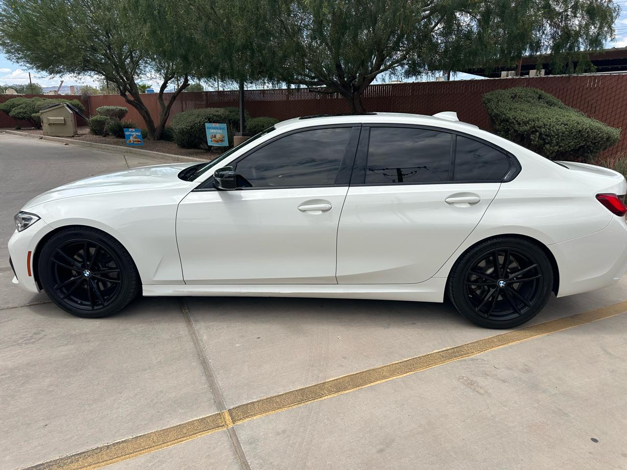 BMW 3-Series 330i 2021