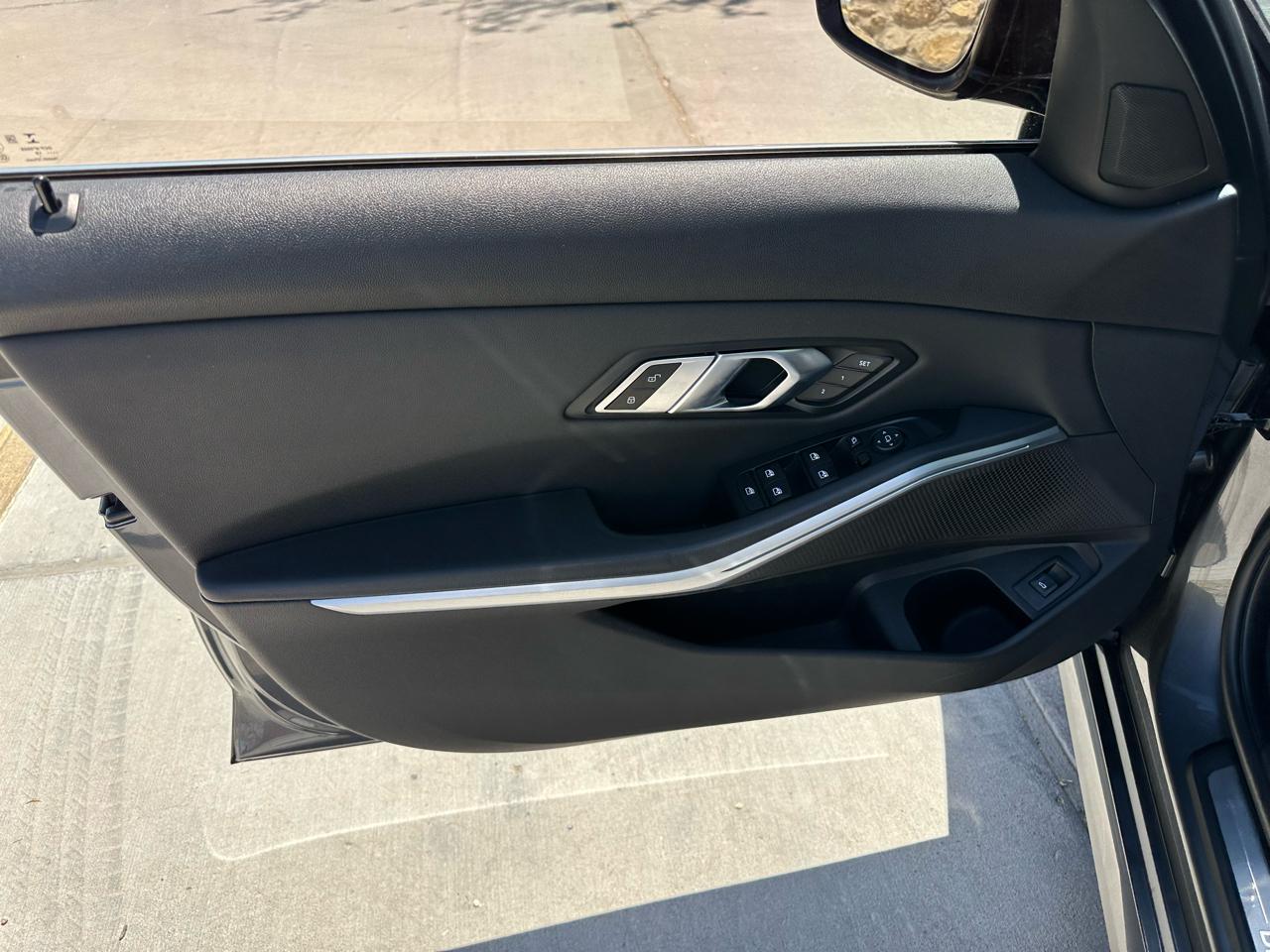 BMW 3-Series 330i 2019