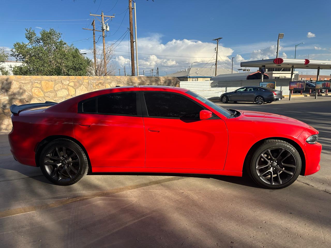 Dodge Charger 4dr Sdn SXT Plus RWD 2022