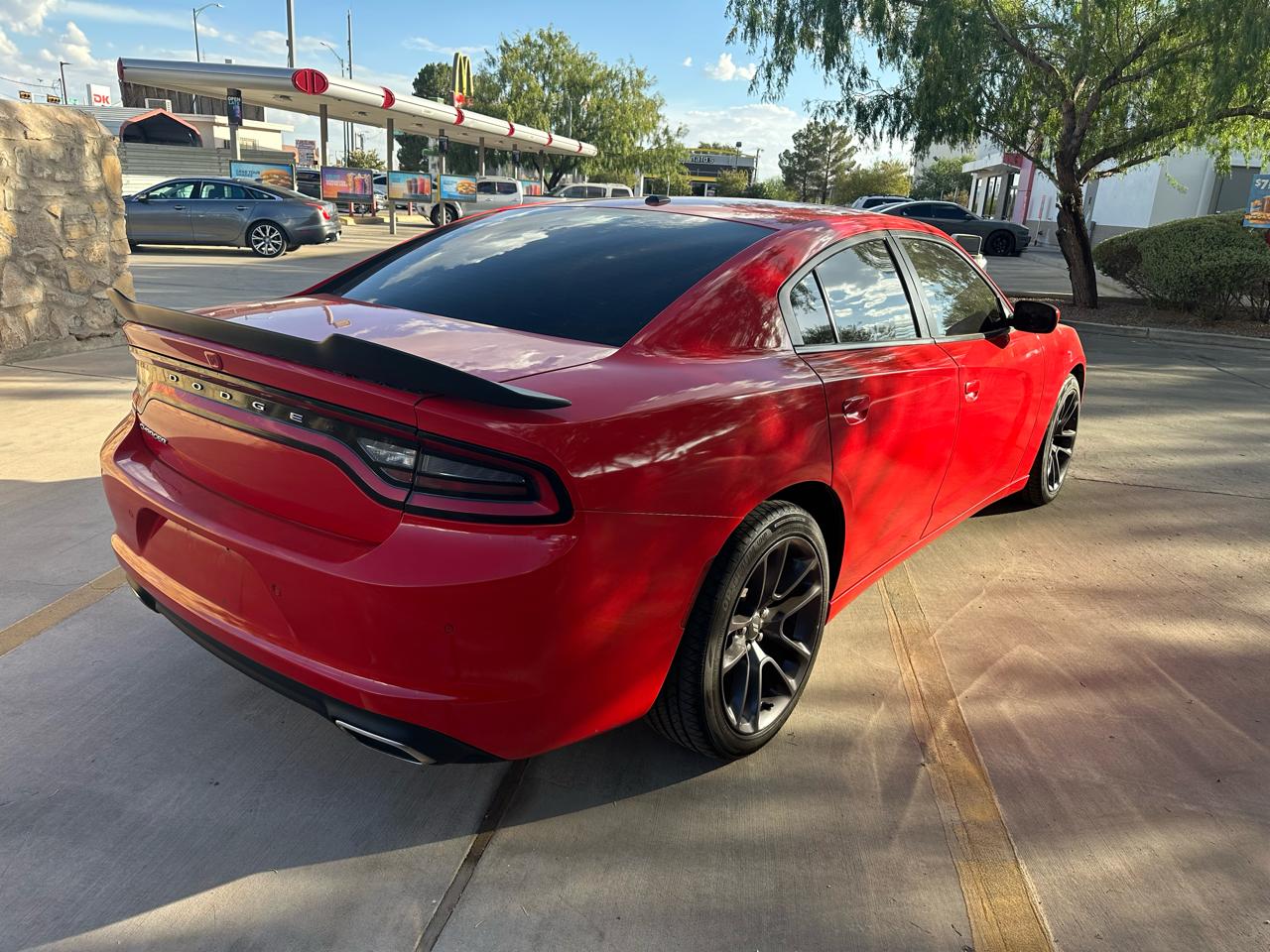 Dodge Charger 4dr Sdn SXT Plus RWD 2022