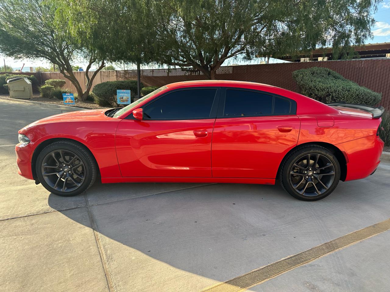 Dodge Charger 4dr Sdn SXT Plus RWD 2022