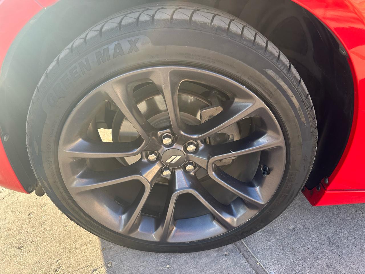Dodge Charger 4dr Sdn SXT Plus RWD 2022