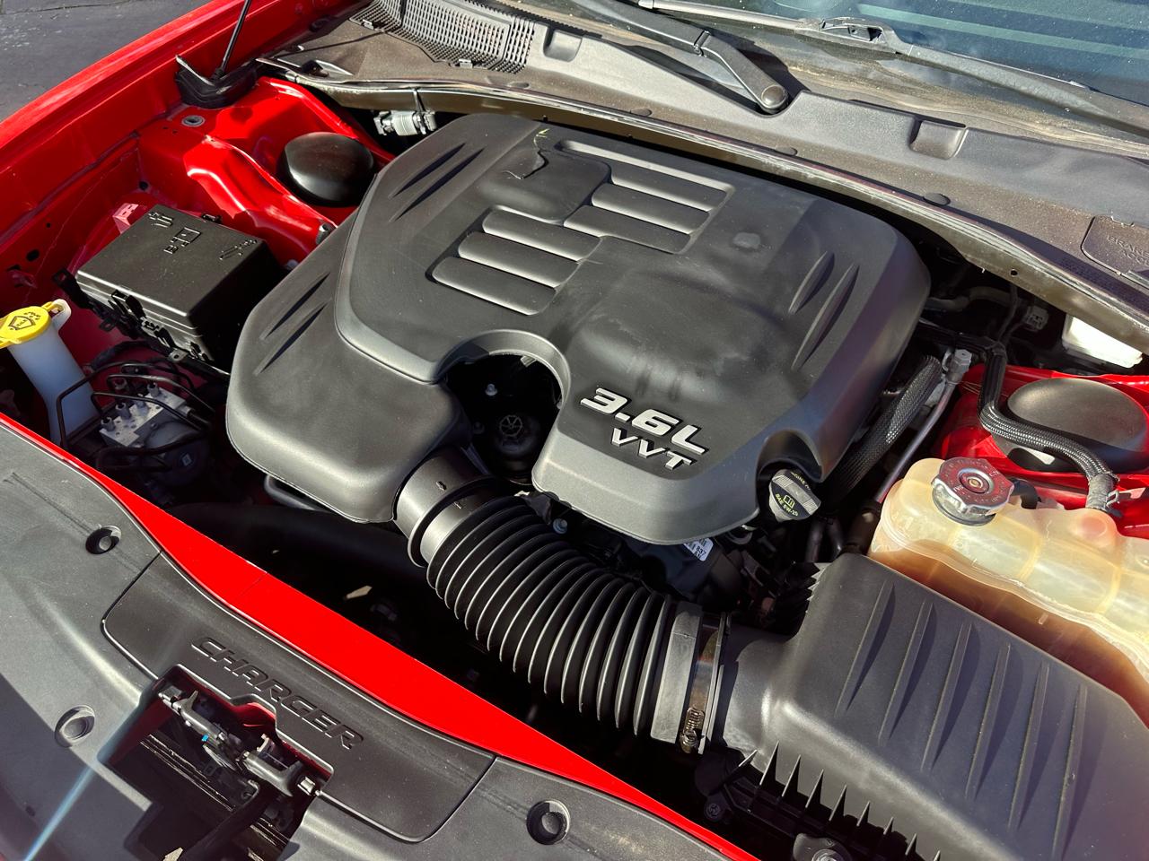 Dodge Charger 4dr Sdn SXT Plus RWD 2022