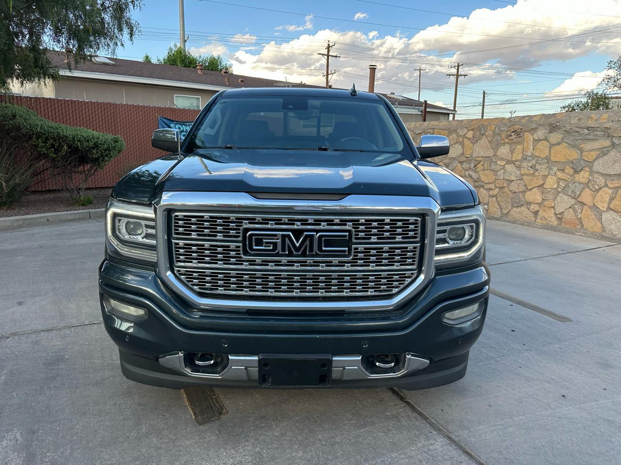 GMC Sierra 1500 Denali Crew Cab Short Box 4WD 2017