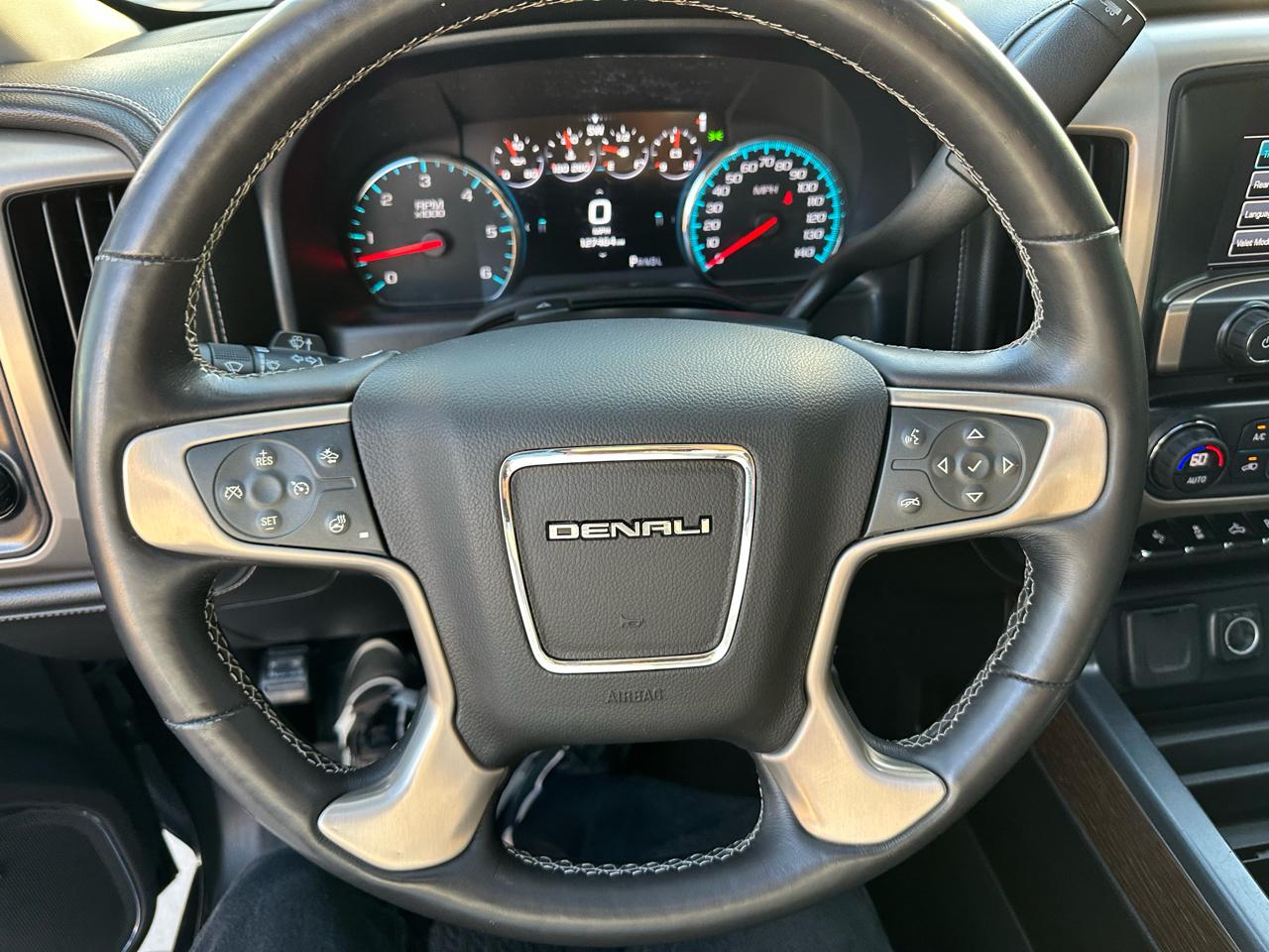 GMC Sierra 1500 Denali Crew Cab Short Box 4WD 2017