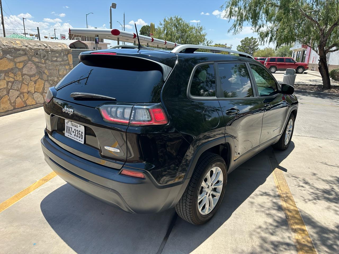 Jeep Cherokee Latitude FWD 2021