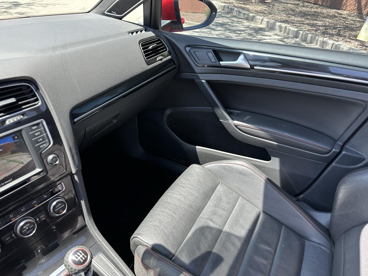 Volkswagen Golf GTI 2.0T 4-Door Autobahn Manual 2017