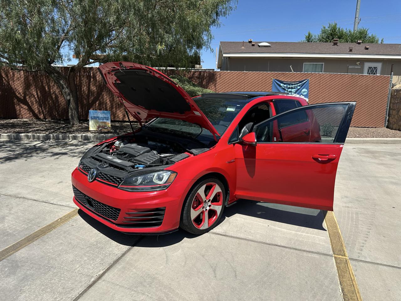 Volkswagen Golf GTI 2.0T 4-Door Autobahn Manual 2017