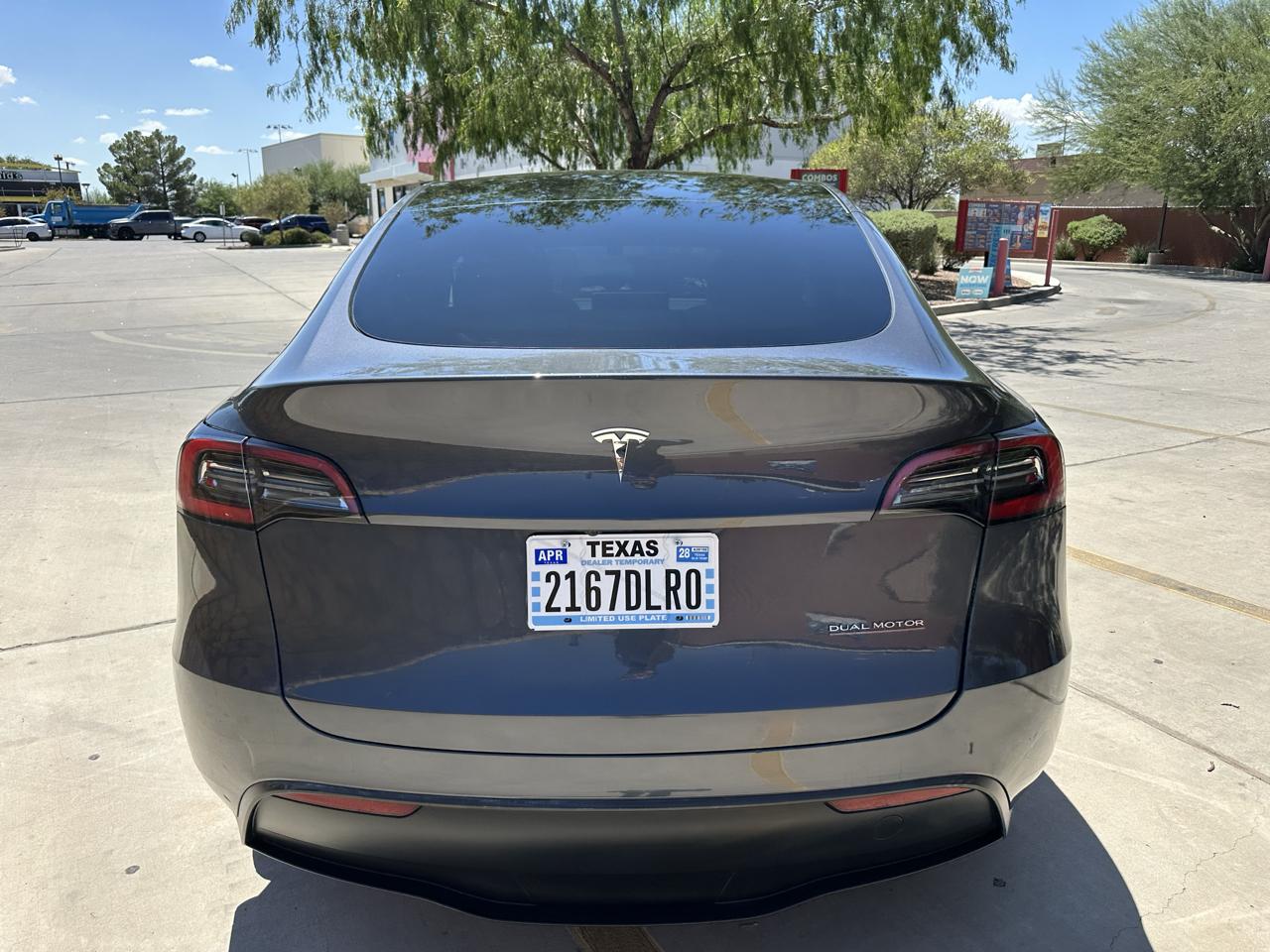 Tesla Model Y Long Range AWD 2023