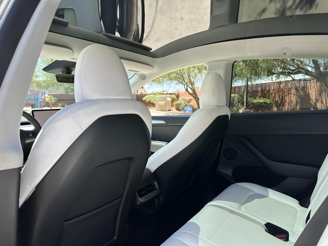 Tesla Model Y Long Range AWD 2023