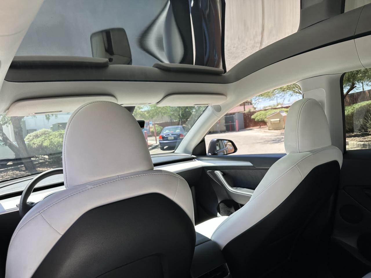 Tesla Model Y Long Range AWD 2023