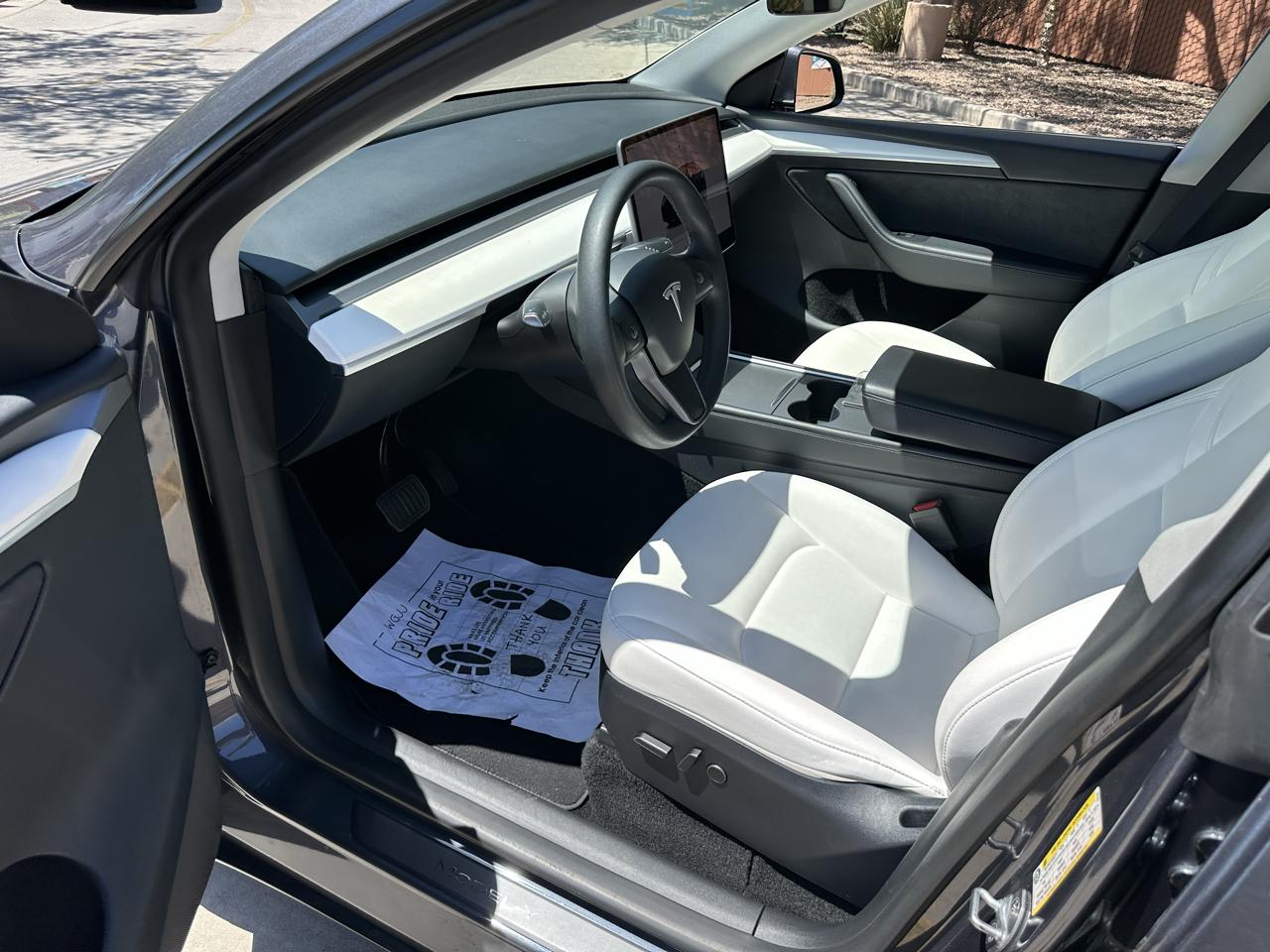 Tesla Model Y Long Range AWD 2023
