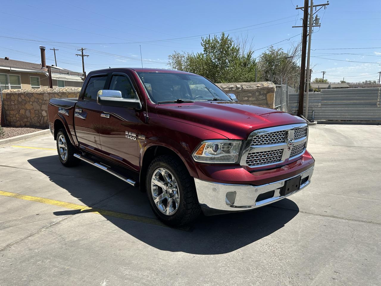 RAM 1500 Laramie Crew Cab SWB 4WD 2017