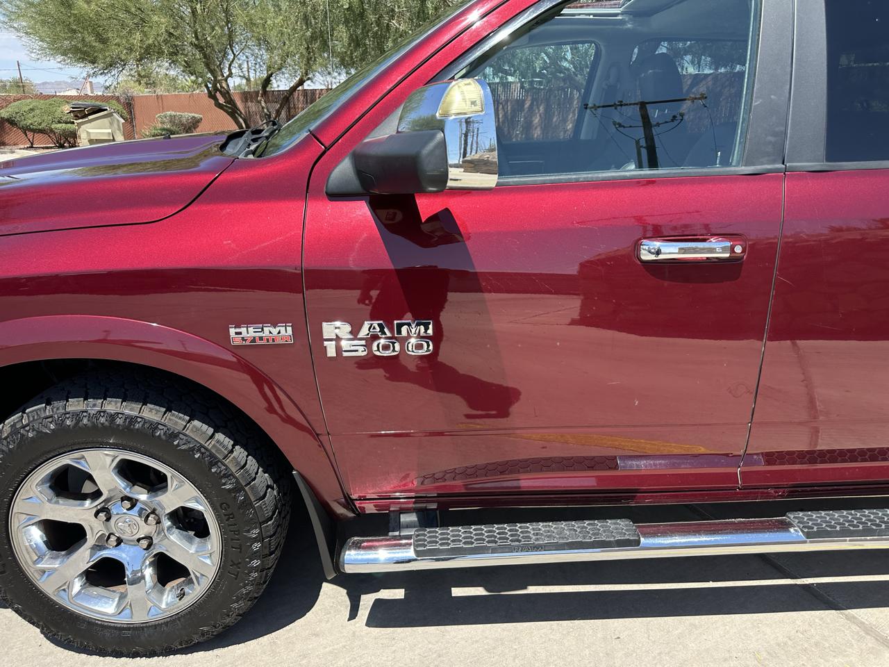 RAM 1500 Laramie Crew Cab SWB 4WD 2017