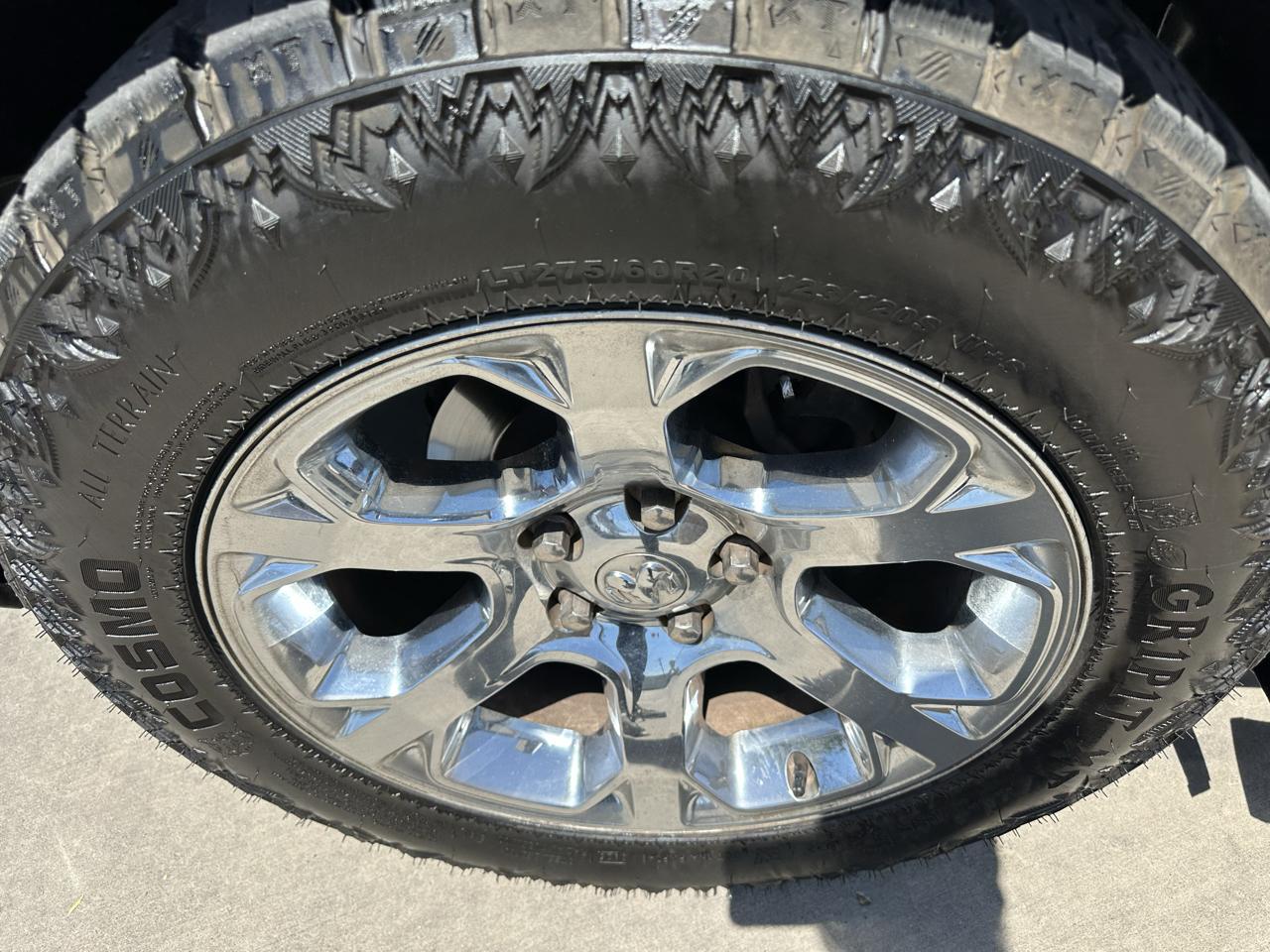 RAM 1500 Laramie Crew Cab SWB 4WD 2017