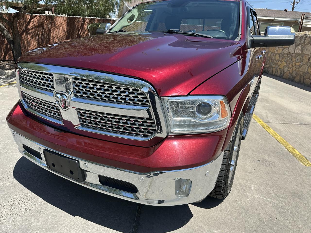 RAM 1500 Laramie Crew Cab SWB 4WD 2017