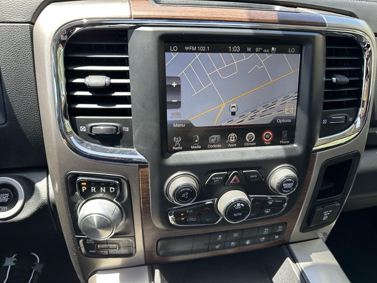 RAM 1500 Laramie Crew Cab SWB 4WD 2017
