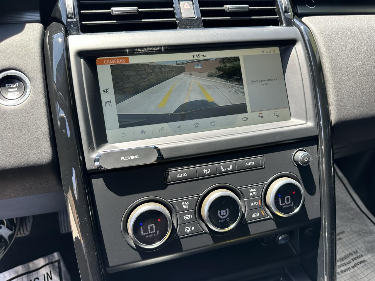 Land Rover Discovery SE 2019